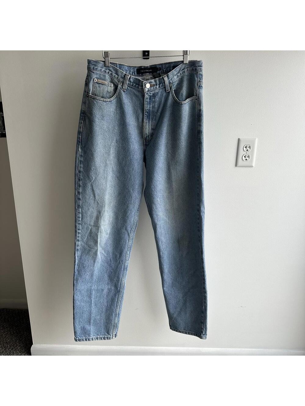 Vintage Calvin Klein Women’s Easy Fit Jeans Size 34 Pre Owned